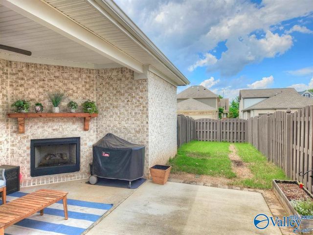 22 Desert Oak Court SW, Huntsville, AL 35824