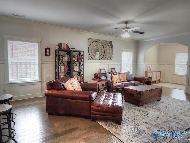 22 Desert Oak Court SW, Huntsville, AL 35824