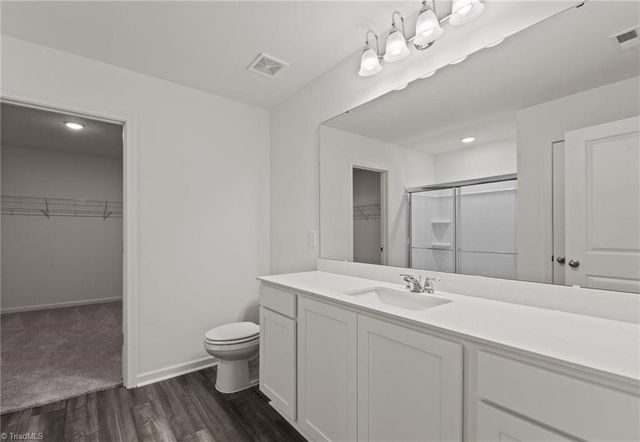 978 Riverbank Drive, Kernersville, NC 27284