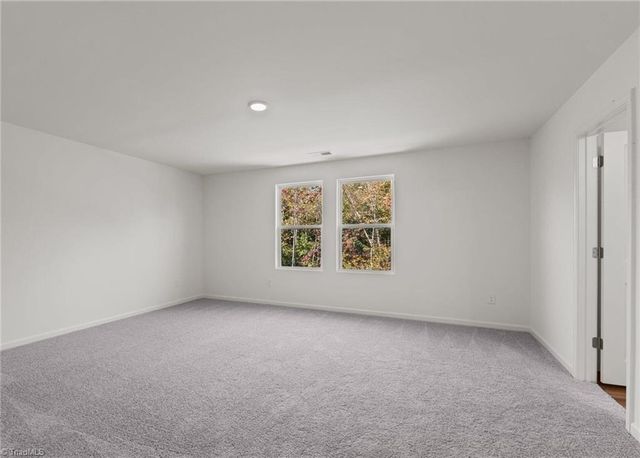 978 Riverbank Drive, Kernersville, NC 27284