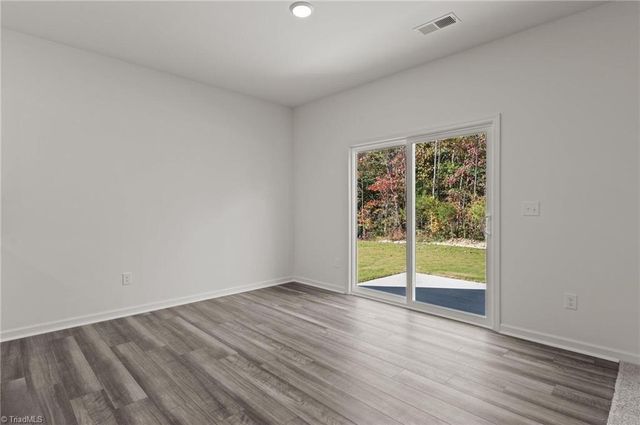 978 Riverbank Drive, Kernersville, NC 27284