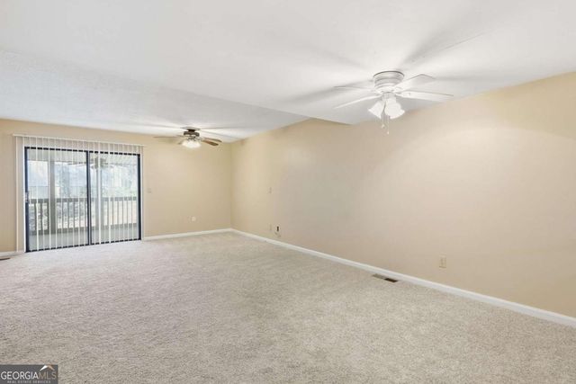 402 Willow Way, Villa Rica, GA 30180