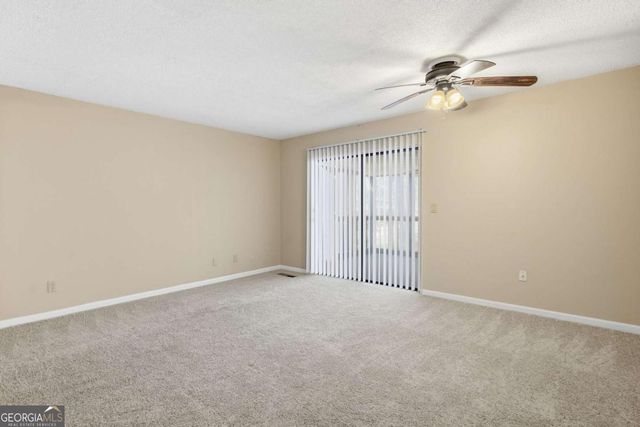 402 Willow Way, Villa Rica, GA 30180