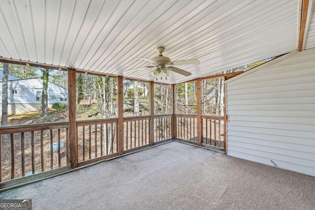 402 Willow Way, Villa Rica, GA 30180