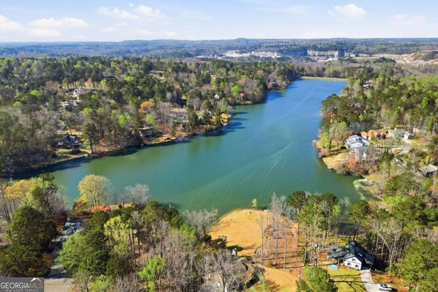 402 Willow Way, Villa Rica, GA 30180