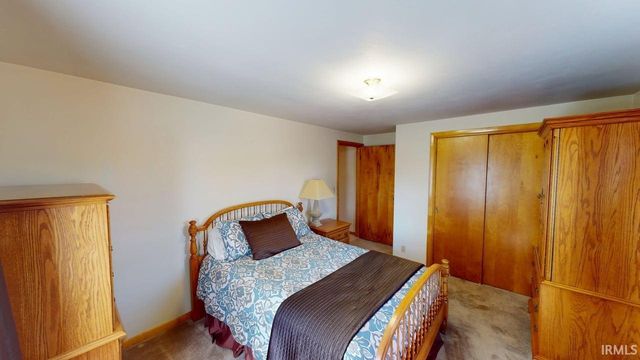 1633 E 3rd Avenue, Jasper, IN 47546