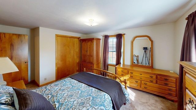 1633 E 3rd Avenue, Jasper, IN 47546