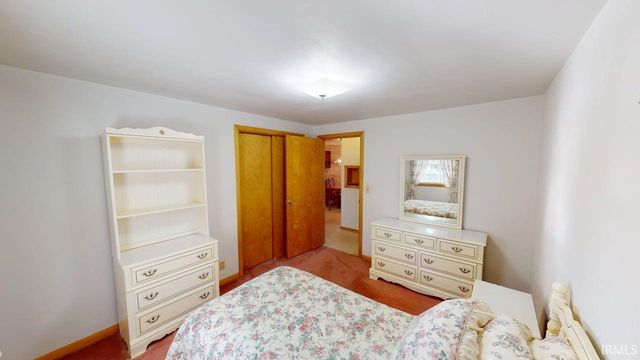 1633 E 3rd Avenue, Jasper, IN 47546