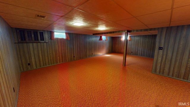 1633 E 3rd Avenue, Jasper, IN 47546