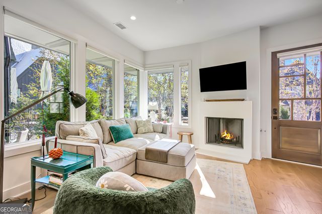 305 Breakspear Lane, Fayetteville, GA 30214