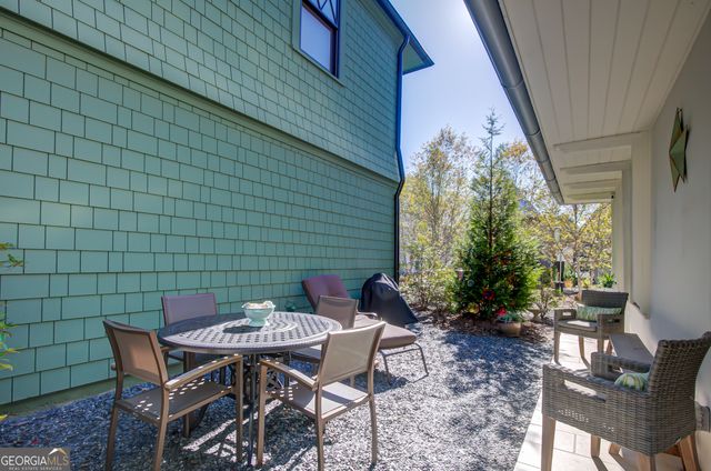 305 Breakspear Lane, Fayetteville, GA 30214