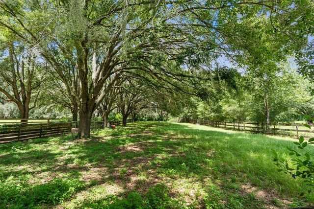 24001 NW 126TH LANE, Alachua, FL 32615