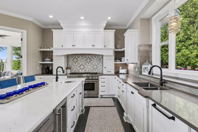1489 Bussard Court, Arden Hills, MN 55112