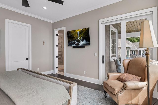 1489 Bussard Court, Arden Hills, MN 55112
