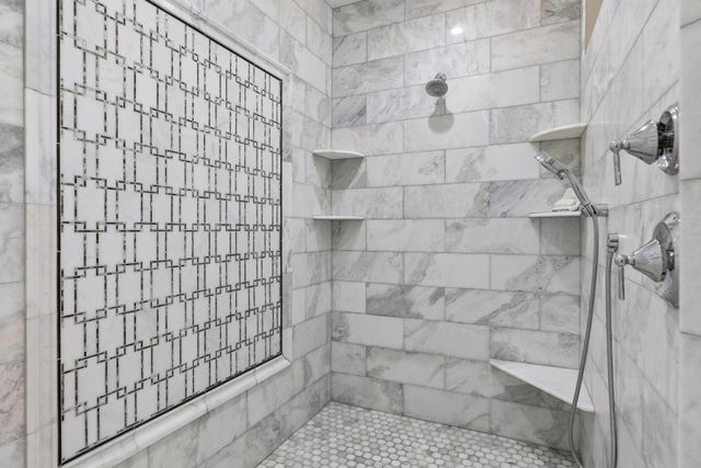 1489 Bussard Court, Arden Hills, MN 55112