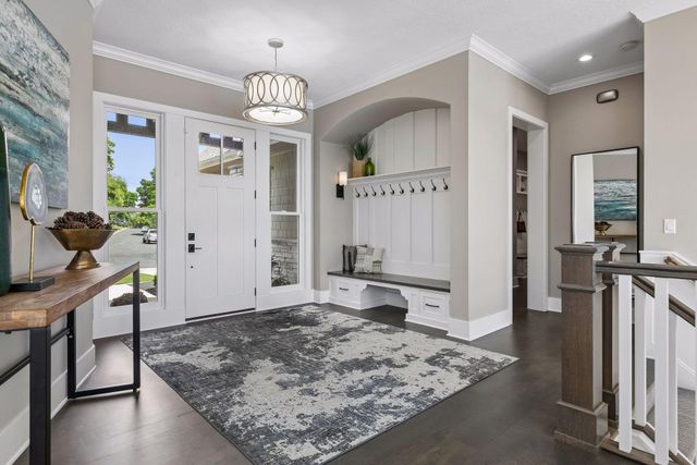 1489 Bussard Court, Arden Hills, MN 55112