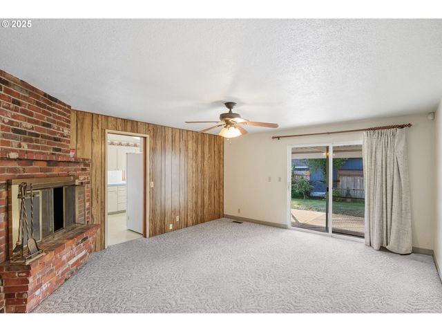 3654 Se BENTLEY St, Hillsboro, OR 97123
