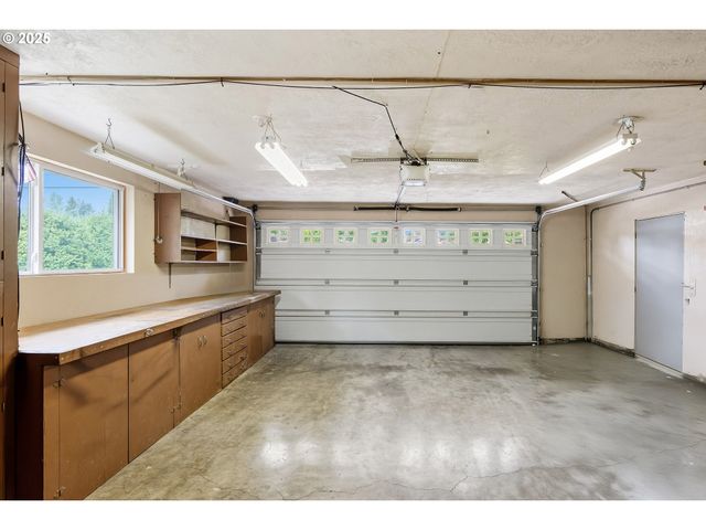 3654 Se BENTLEY St, Hillsboro, OR 97123
