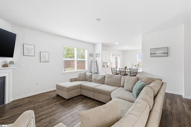 4346 Remington Avenue, Boiling Springs, SC 29316