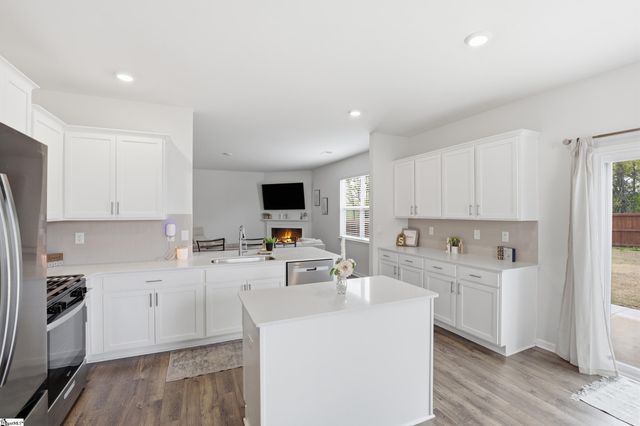 4346 Remington Avenue, Boiling Springs, SC 29316