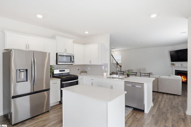 4346 Remington Avenue, Boiling Springs, SC 29316