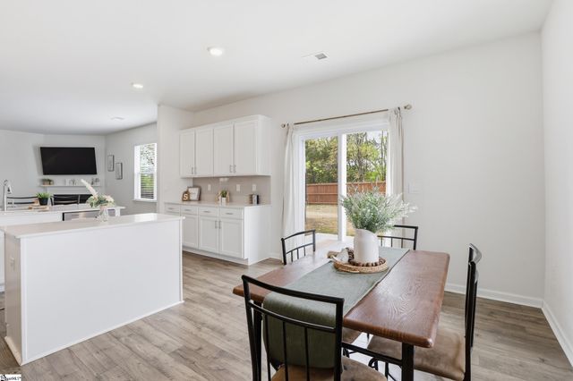 4346 Remington Avenue, Boiling Springs, SC 29316