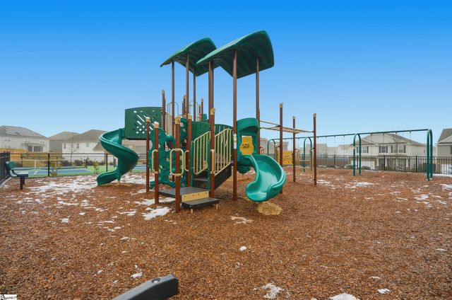 4346 Remington Avenue, Boiling Springs, SC 29316