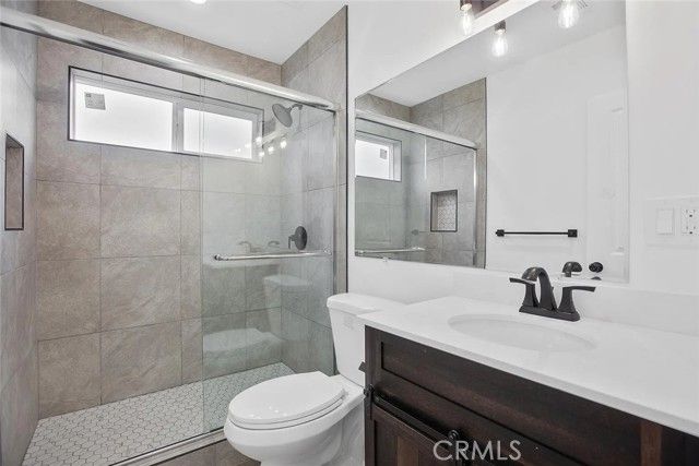 1738 N Sierra Bonita Avenue, Pasadena, CA 91104