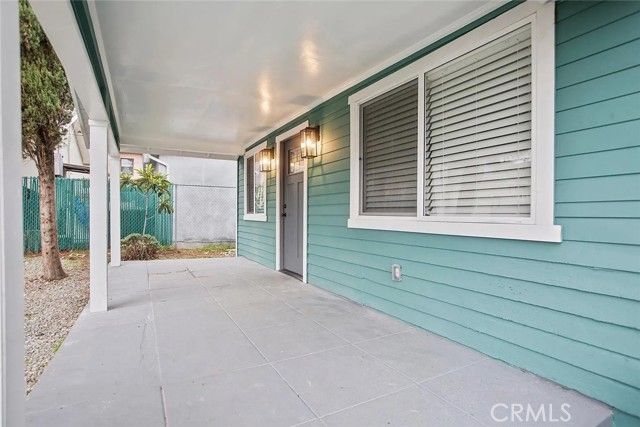 1738 N Sierra Bonita Avenue, Pasadena, CA 91104