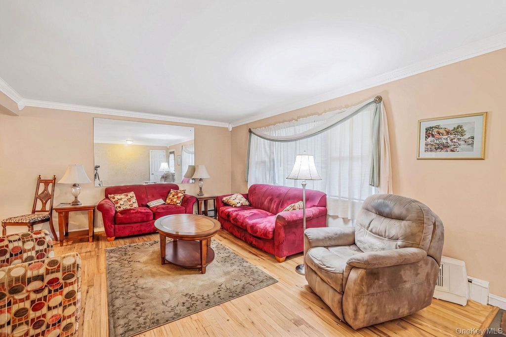 2345 Louis Kossuth Avenue, Ronkonkoma, NY 11779 — photo 5