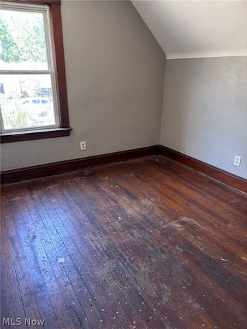 3587 W 67th Street, Cleveland, OH 44102