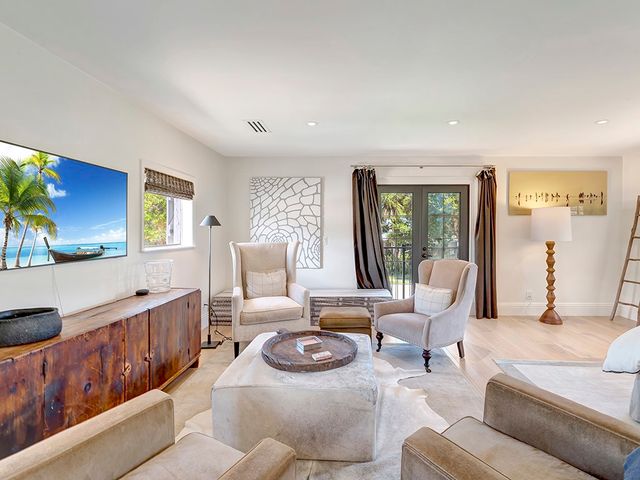 246 Live Oak Road, Vero Beach, FL 32963