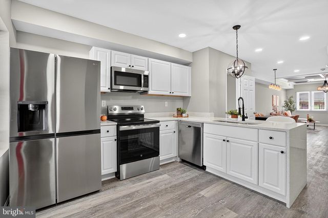 2512 E MONUMENT ST, Baltimore, MD 21205