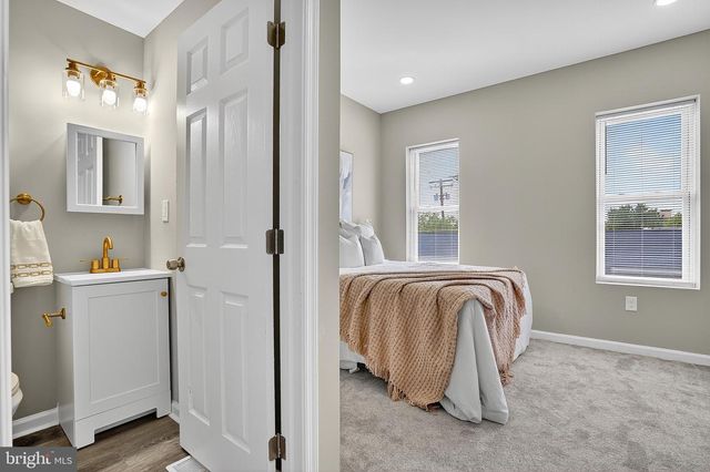 2512 E MONUMENT ST, Baltimore, MD 21205