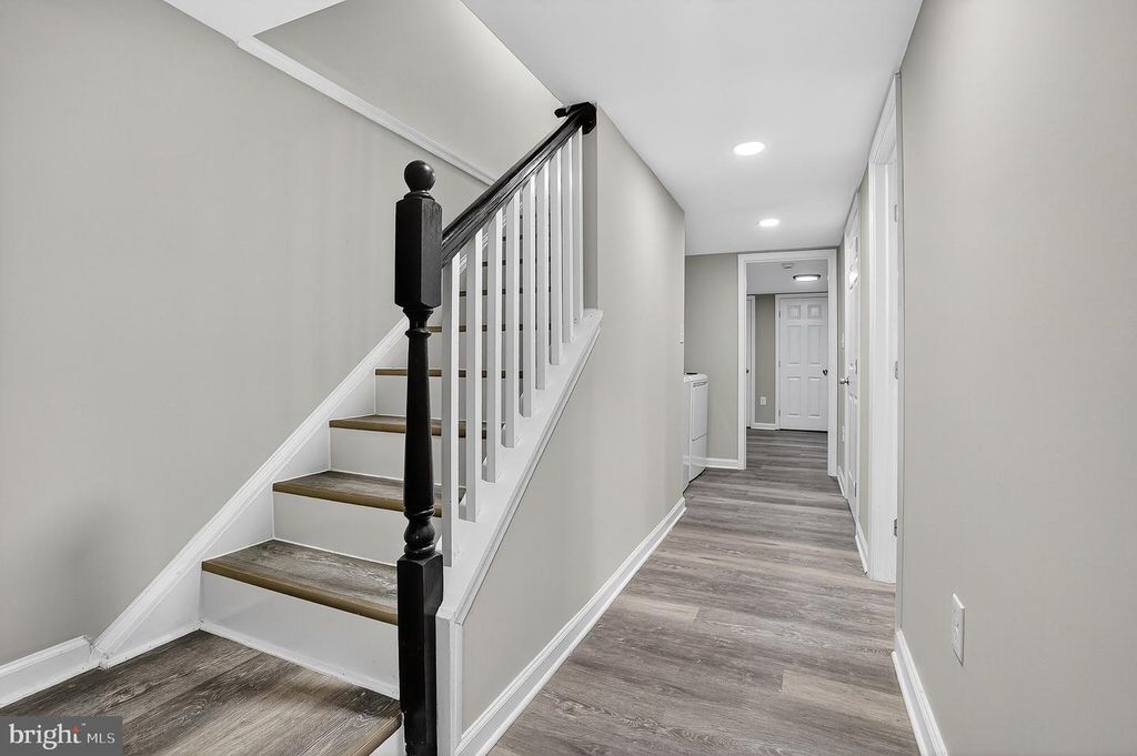 Image 26 of property listing at 2512 E MONUMENT ST, Baltimore, MD 21205