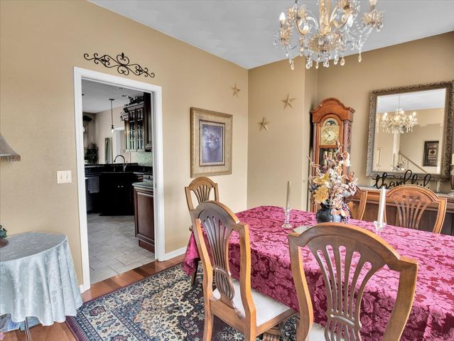 8532 Suffolk Drive, Rockford, IL 61108