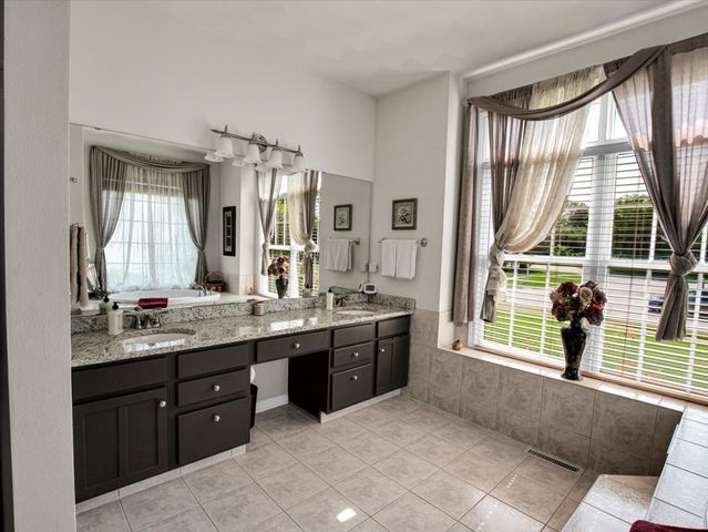 8532 Suffolk Drive, Rockford, IL 61108