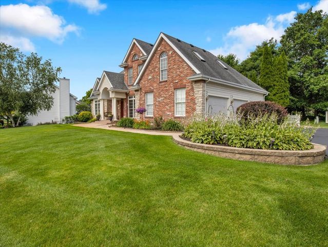 8532 Suffolk Drive, Rockford, IL 61108