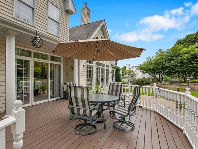 8532 Suffolk Drive, Rockford, IL 61108