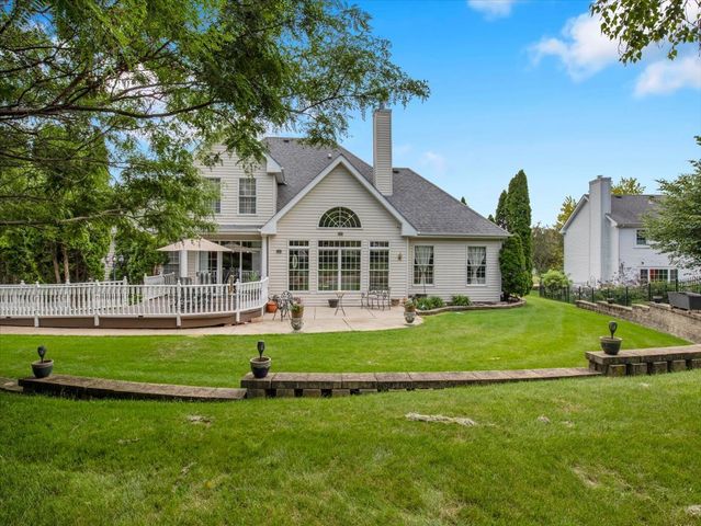 8532 Suffolk Drive, Rockford, IL 61108