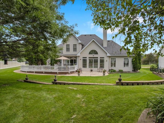 8532 Suffolk Drive, Rockford, IL 61108