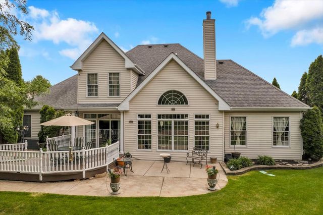 8532 Suffolk Drive, Rockford, IL 61108