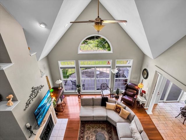 8532 Suffolk Drive, Rockford, IL 61108