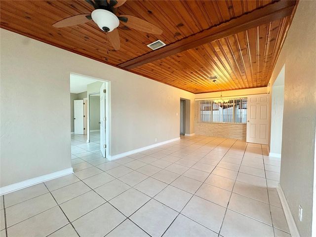 360 72ND AVENUE, St Petersburg, FL 33706