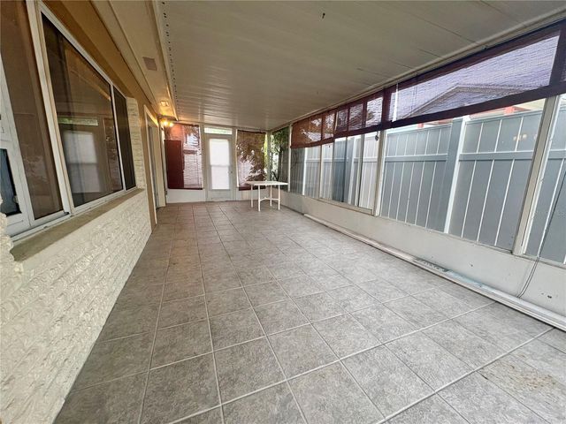 360 72ND AVENUE, St Petersburg, FL 33706