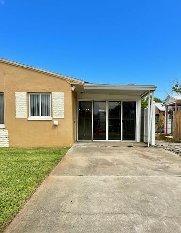 360 72ND AVENUE, St Petersburg, FL 33706