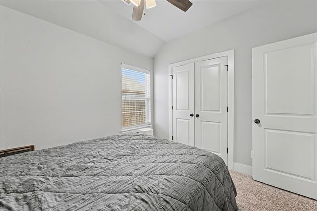 1807 E Hudson Drive, Siloam Springs, AR 72761