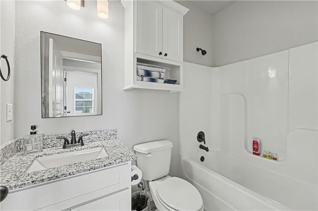 1807 E Hudson Drive, Siloam Springs, AR 72761