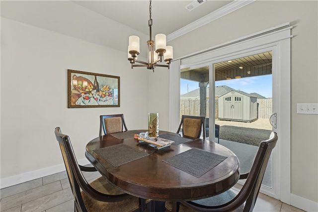 1807 E Hudson Drive, Siloam Springs, AR 72761