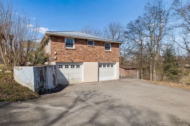 5020 Kincannon Dr, Nashville, TN 37220